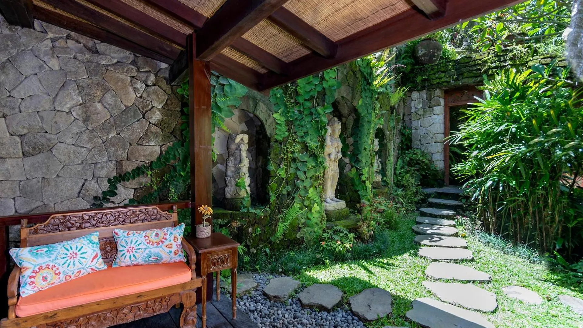 Lumina Wellness Retreat Hotell Ubud